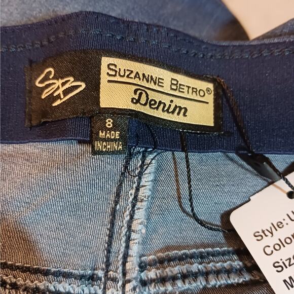 Suzanne Betro Denim Lorne Pull On Flare Jeans NWT Sz 8 - Picture 8 of 11